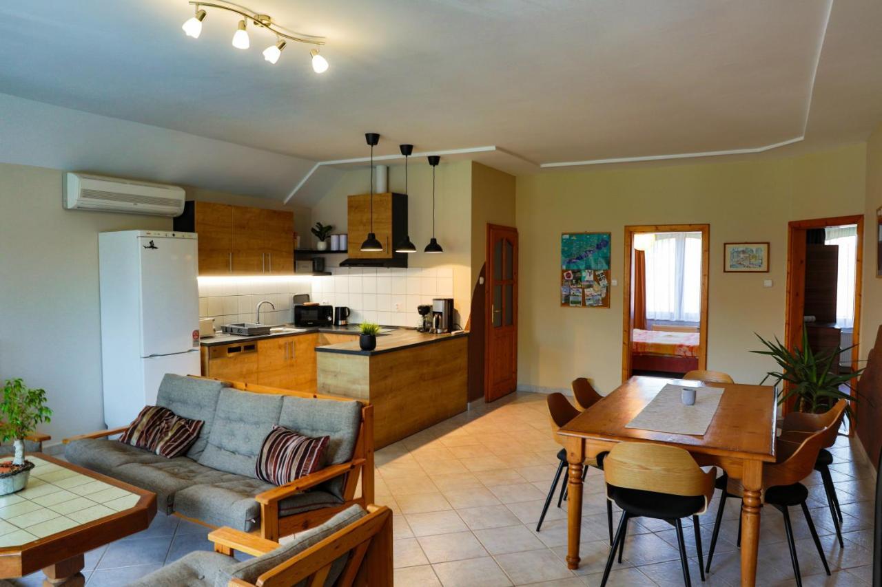 Apartman Fuzfa Balatonmariafurdo Exterior foto