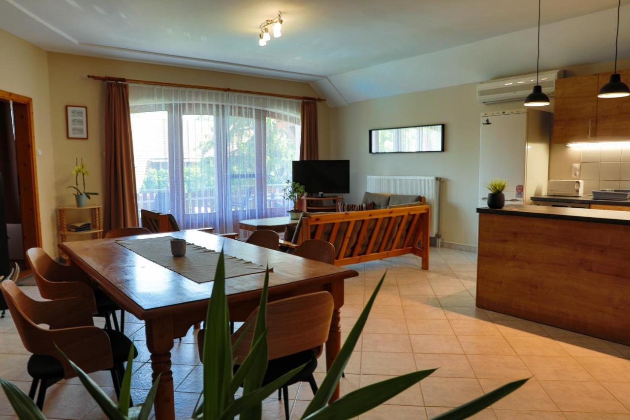 Apartman Fuzfa Balatonmariafurdo Exterior foto